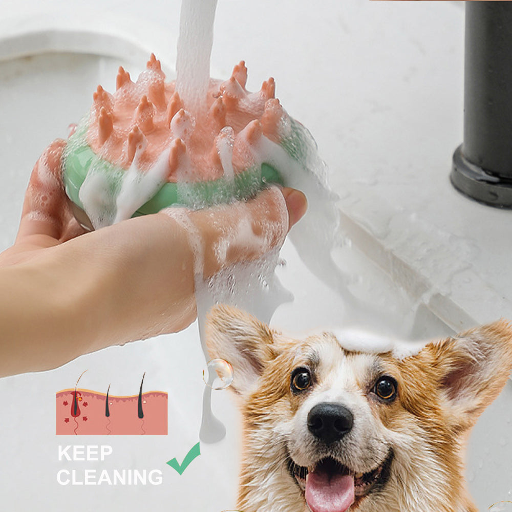 Cepillo para mascotas con depósito de shampoo